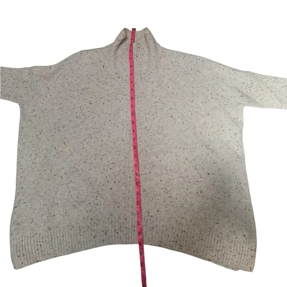 LOFT Cozy Warm Soft Oversized Speckled Cream‎ Turtleneck Sweater Poncho Size XSP